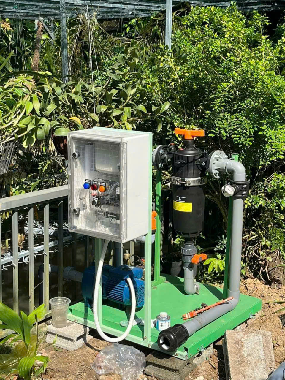 tưới cây tự động biệt thự