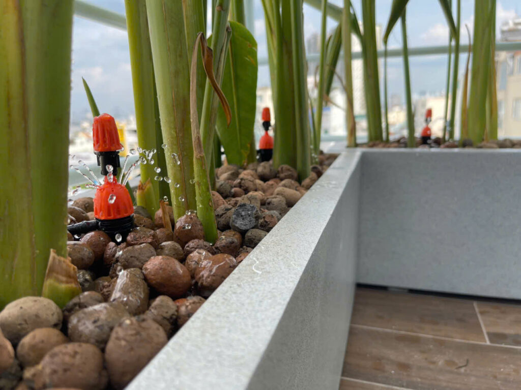 cách làm hệ thống tưới tự động